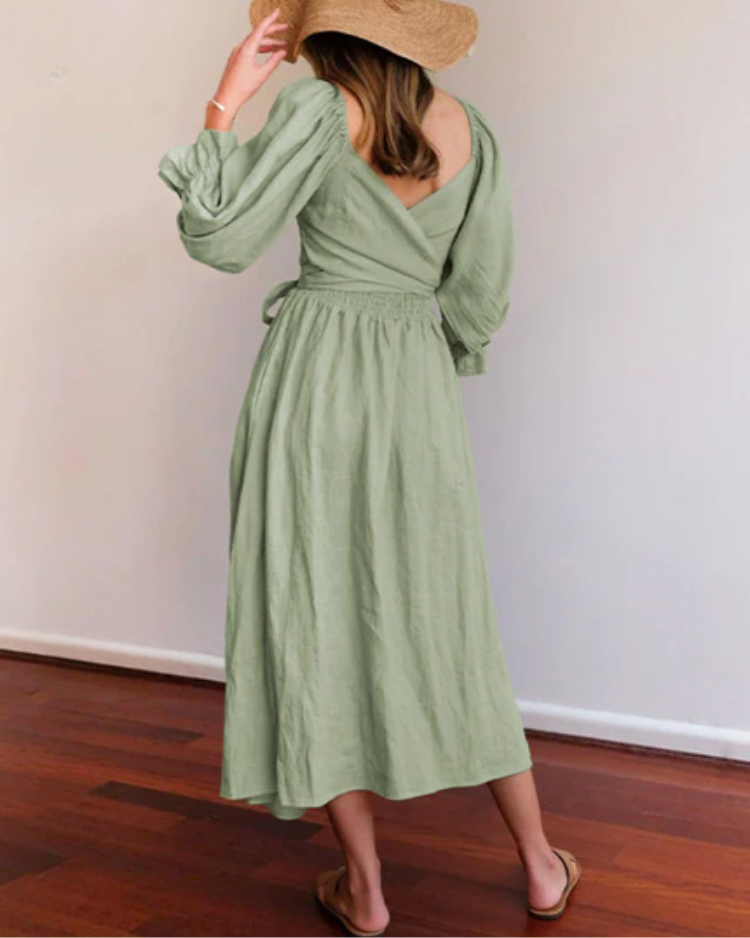 Diana | Dress with ruffled sleeves