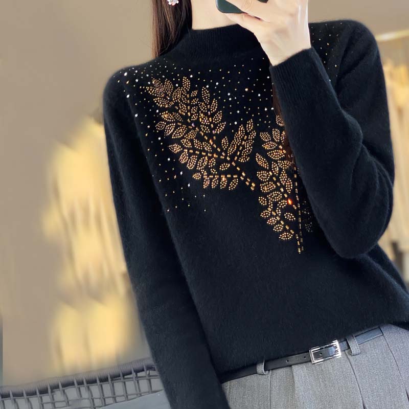 WW | Knitted Sweater with Pretty Leaf Pattern