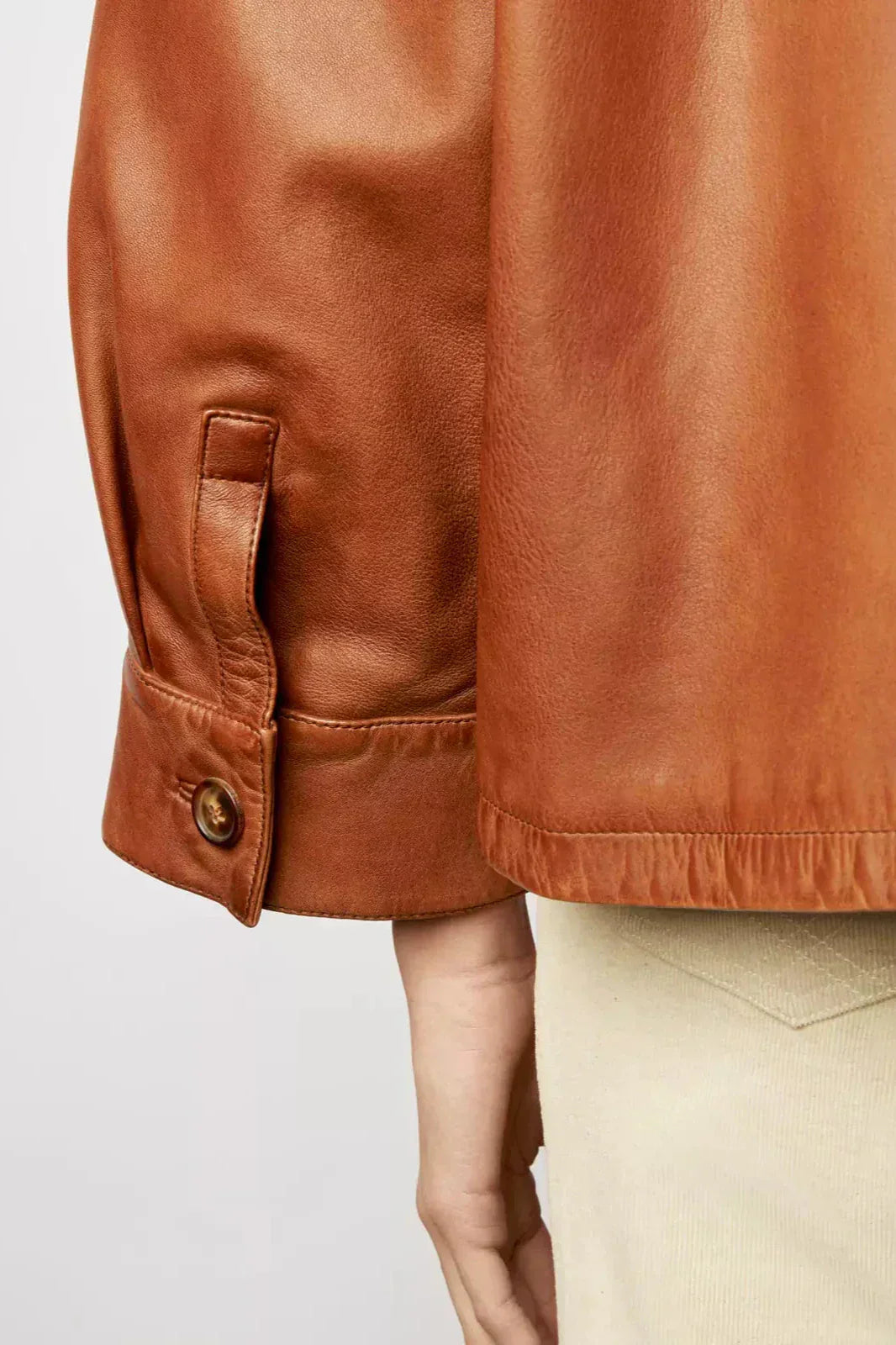 WW | Boxy Leder Kurzjacke
