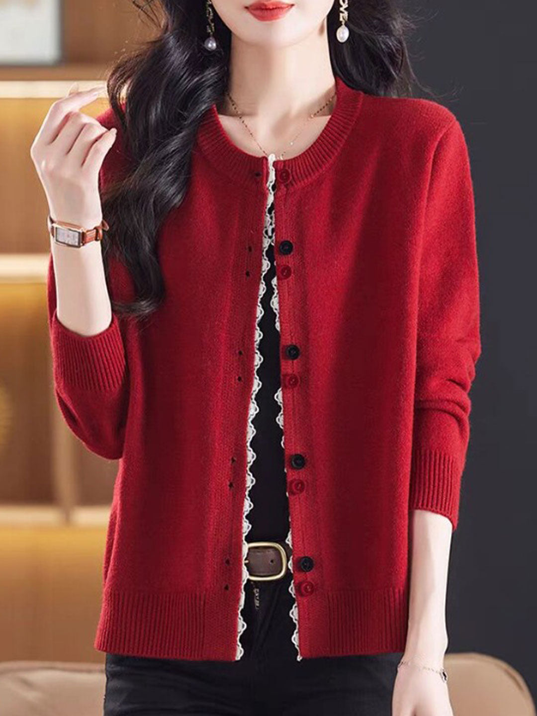 WW | Strickjacke mit weitem Rundhalsausschnitt