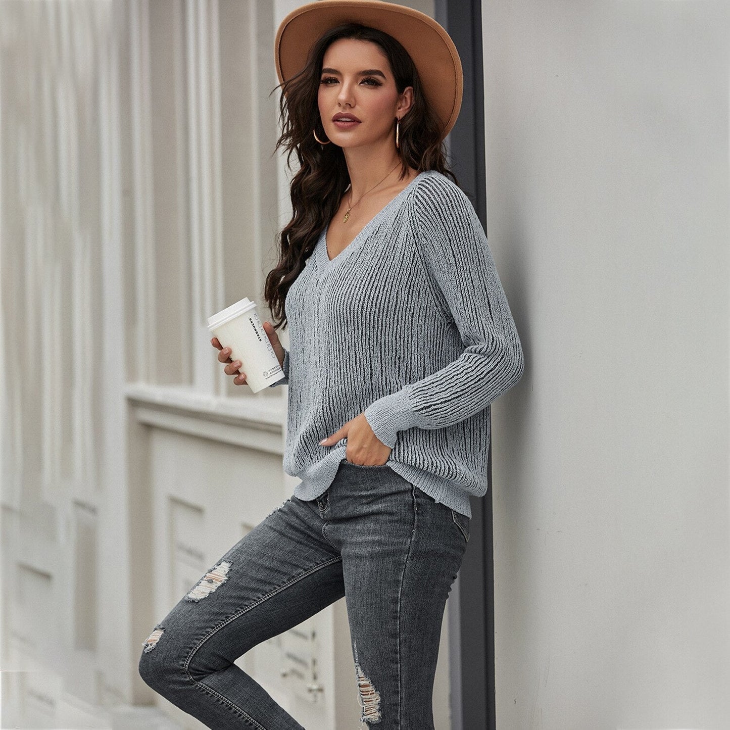 WW | Strickpullover - Lockere Passform - V-Ausschnitt - Rippstruktur - Lange Ärmel