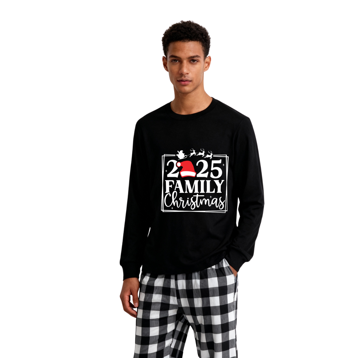 WW | "2025 FAMILY CHRISTMAS" Text und Schlittenmuster - Schwarzes Langarmoberteil mit Schwarz-Weiß karierten Hosen Familienpassende Pyjamas