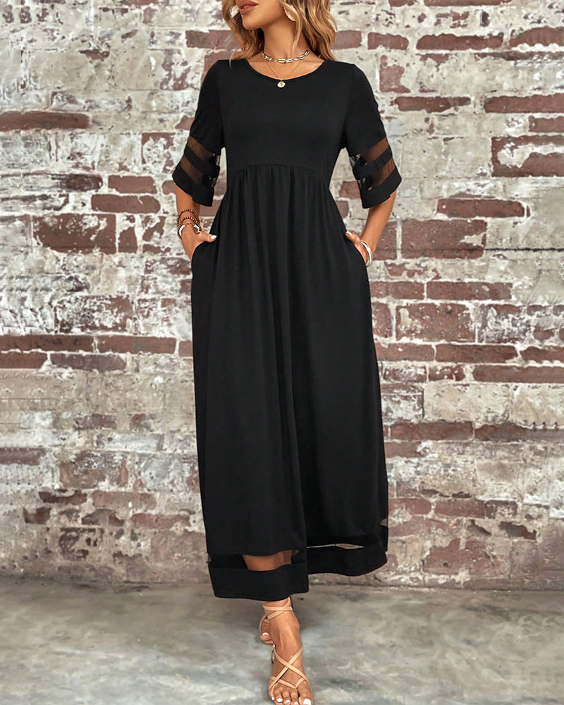 WW | Elegantes Kleid mit Rundhalsausschnitt