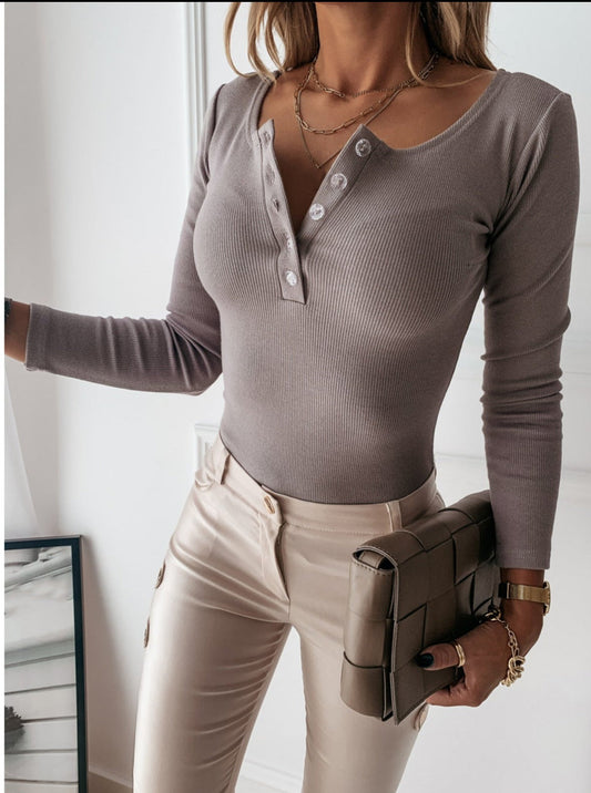 WW | Carin Geripptes Henley Tee