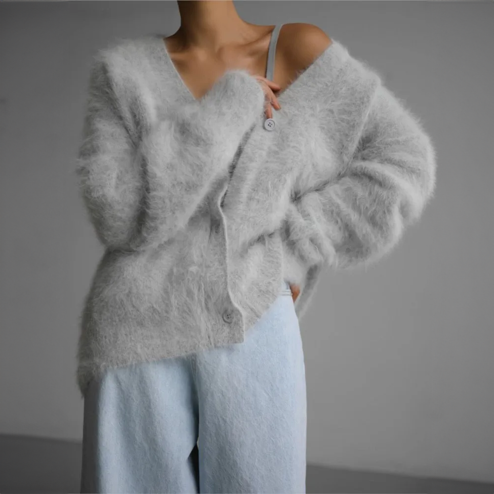 WW | Elegant Retro Sweater with Buttons