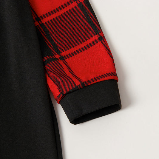 WW | "We Are Family 2025" White Letter Print Black & Red Plaid Family Matching Black Pajamas