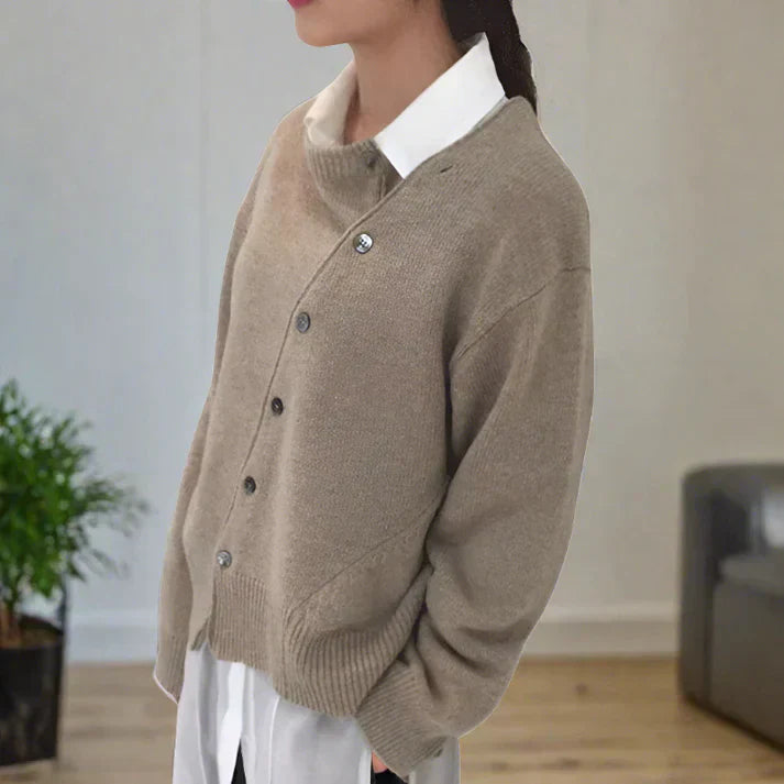 WW | weiche strickjacke mit diagonaler knopfleiste