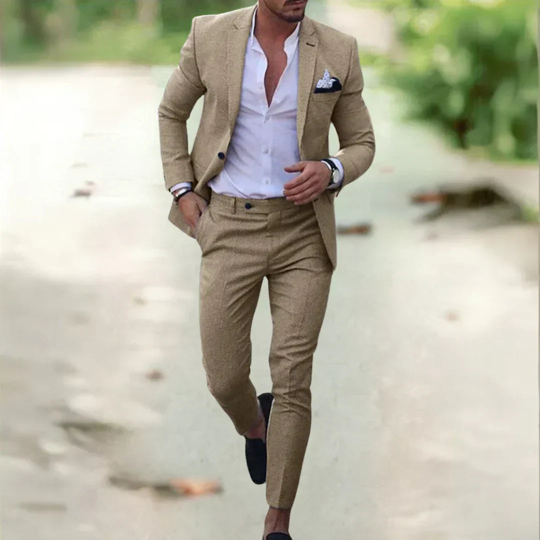 WW | Eleganter Und Luxuriöser Anzug