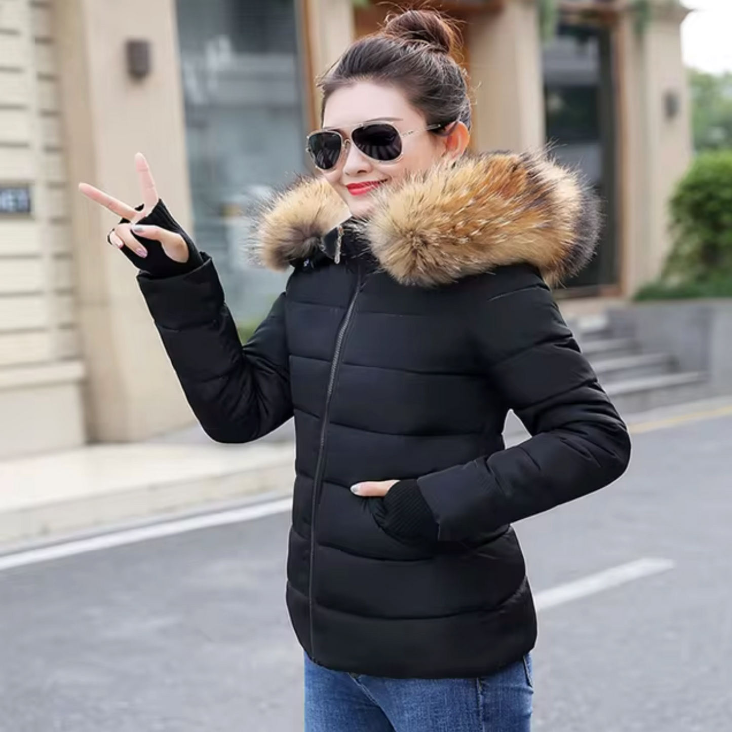 WW | Hooded sweatshirt with fur lining