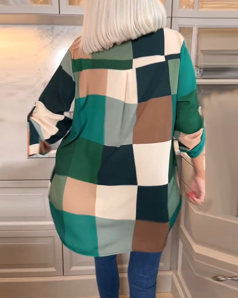 WW | Color Block and Ruffle V-neck