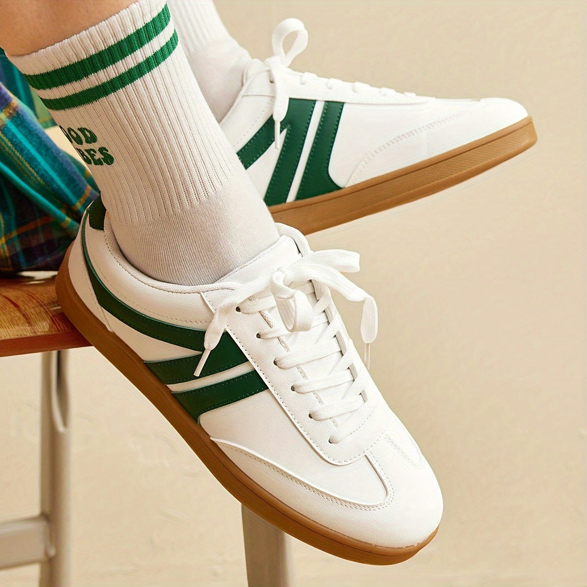 WW | Comfortable Women's Sneakers in Solid Colors