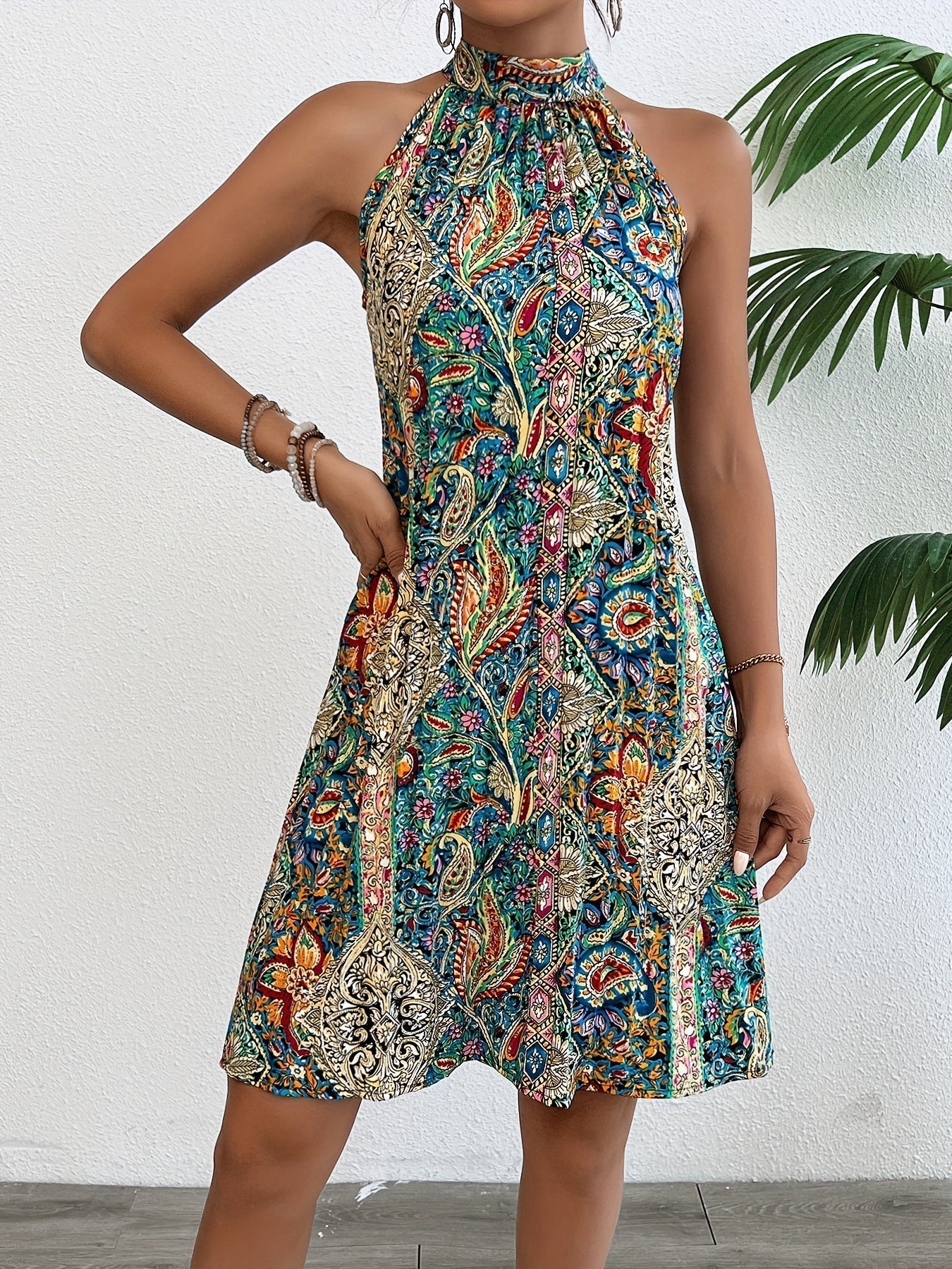Blaire – Dress with pleated halterneck