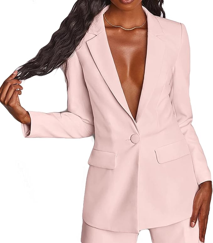 WW - Elegant ensemble consisting of a sophisticated blazer and chic trousers