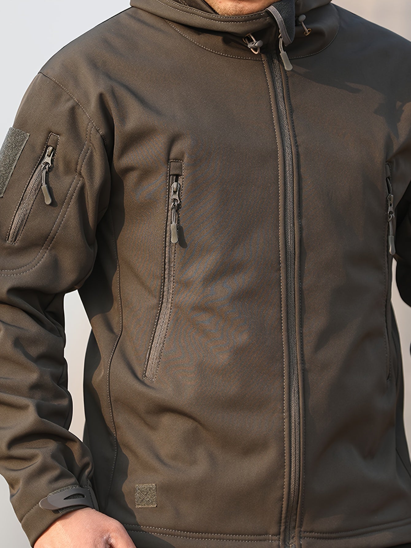 WW | Hooded Softshell Jacket for Windy Days