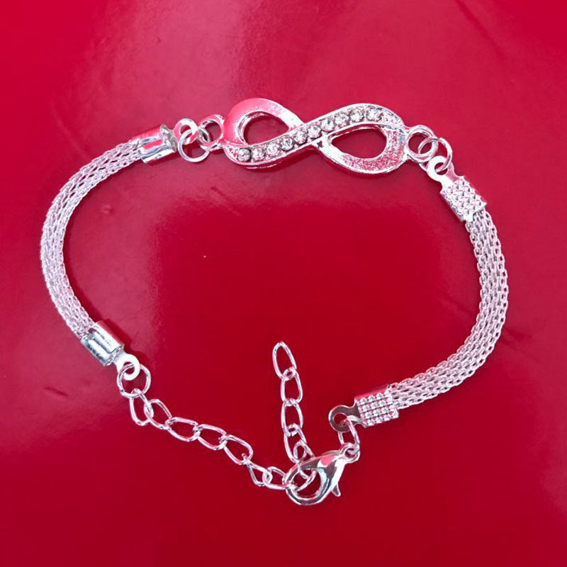 WW | Elegant Infinity Bracelet