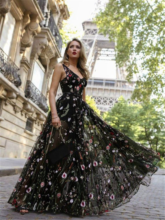 WW | Fabulous Ärmelloses besticktes Kleid