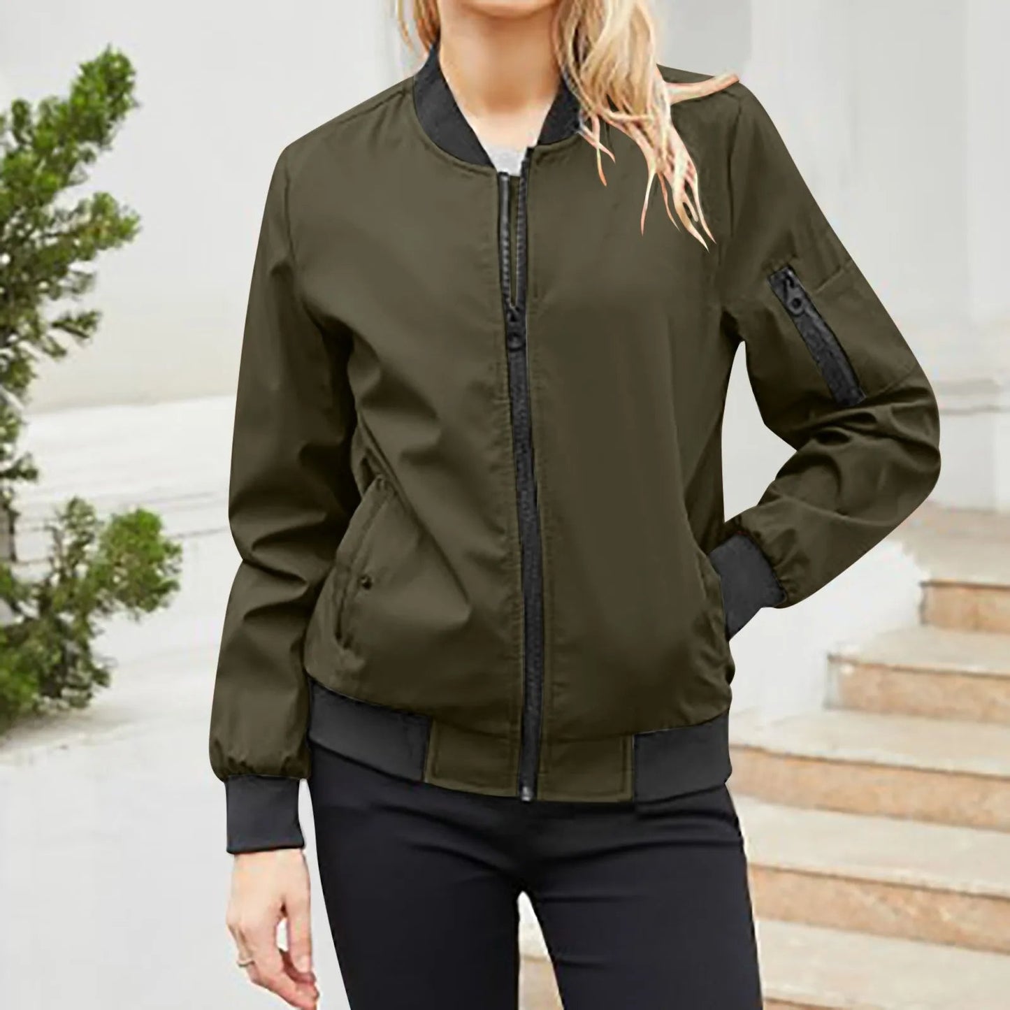 WW | Windbreaker with Hood and Streetwear Look
