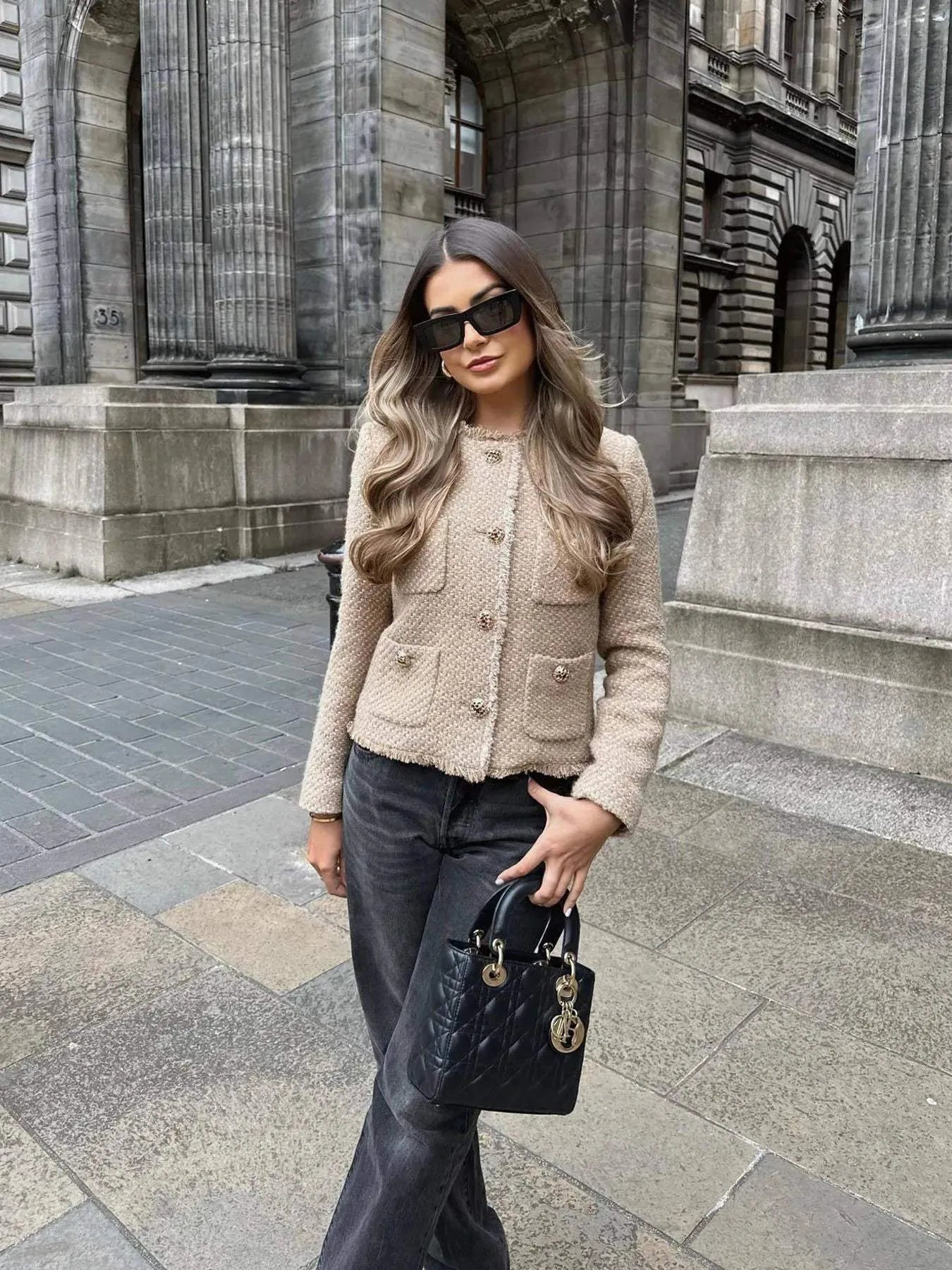 WW | Elegant Tailored Fit Perfect for All Seasons
