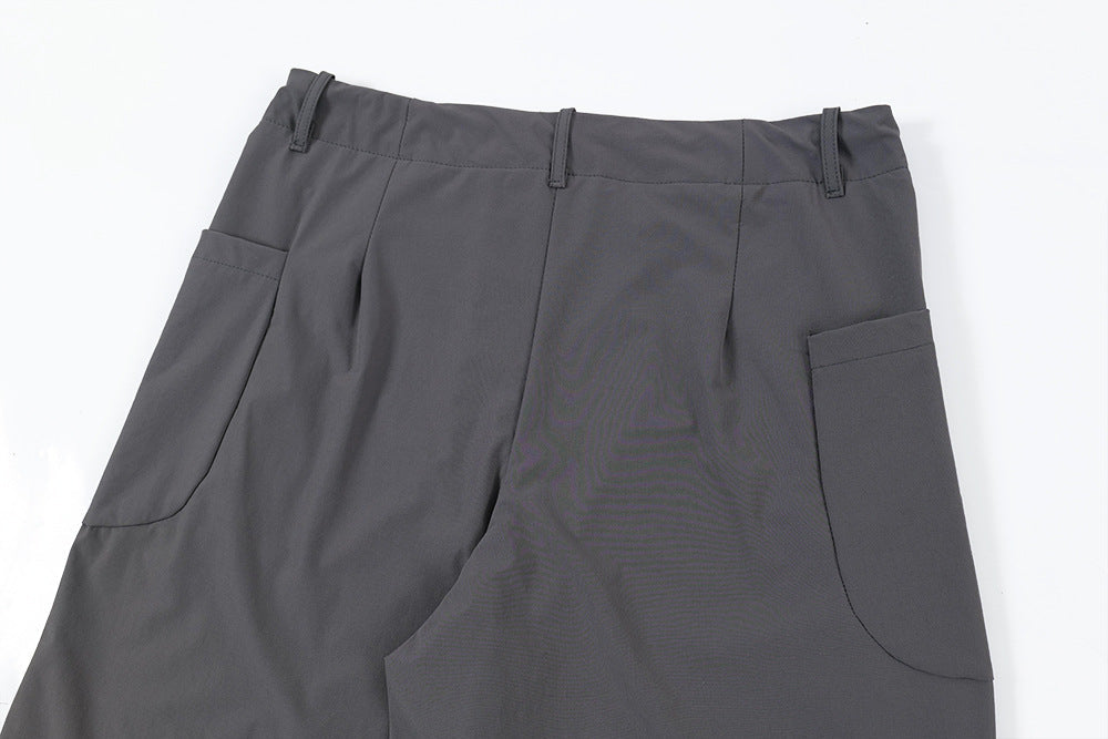 WW | Paratrooper-style trousers with pleats