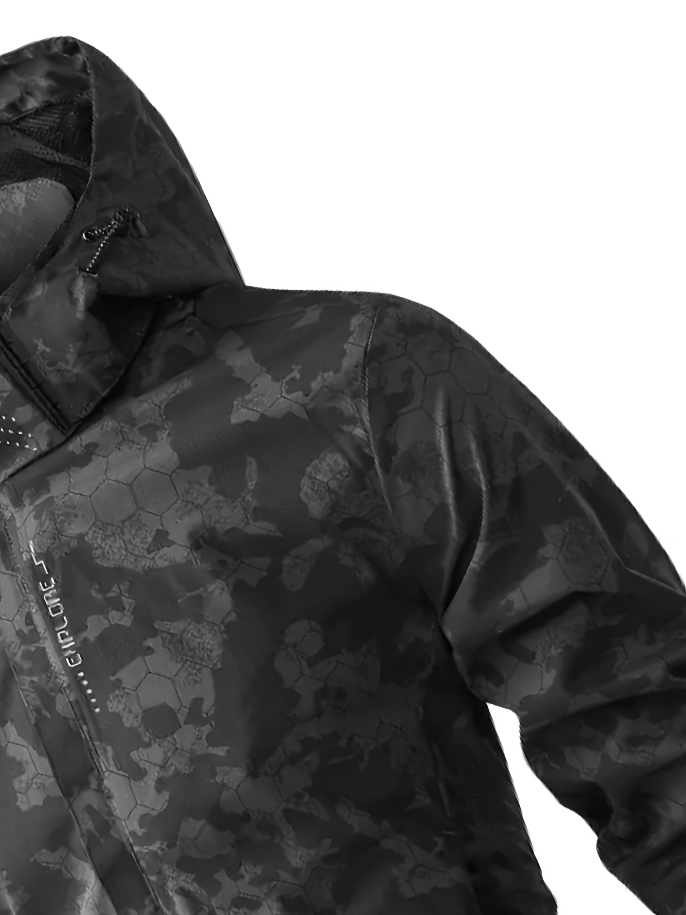 WW | Camouflage Pattern Hooded Windbreaker Outdoor Jacket for Spring for Men - Perfect for Outdoor Activities in Spring