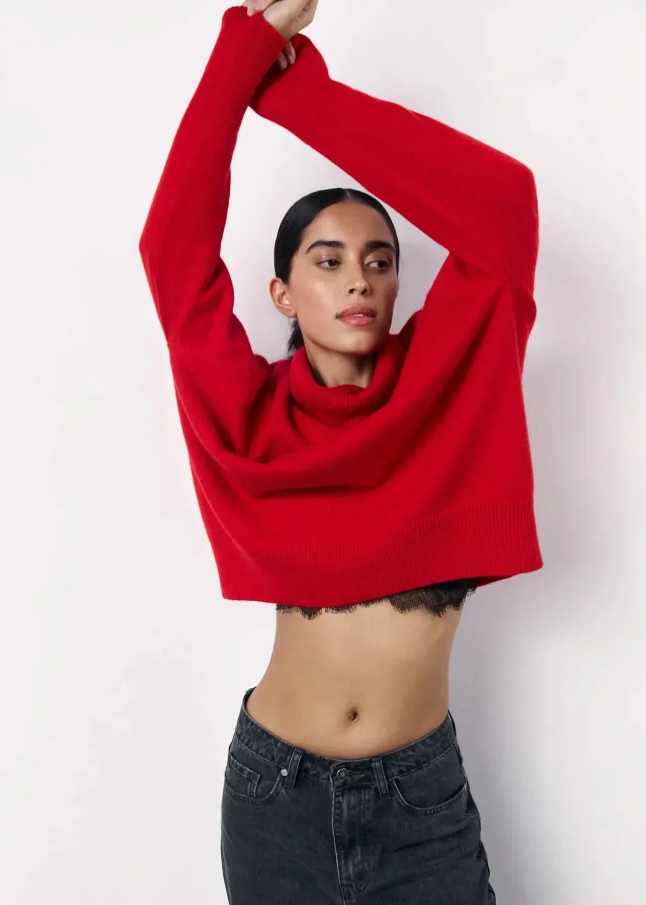 WW | Oversized Red Turtleneck Knit Sweater