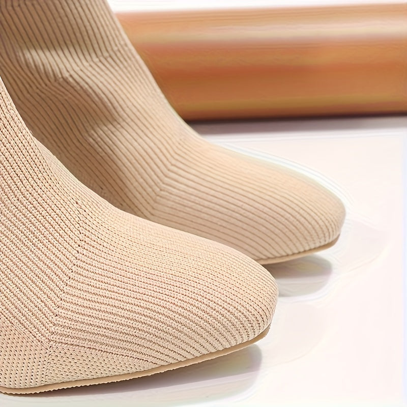 WW | Half-Height Knitted Boots With Block Heel