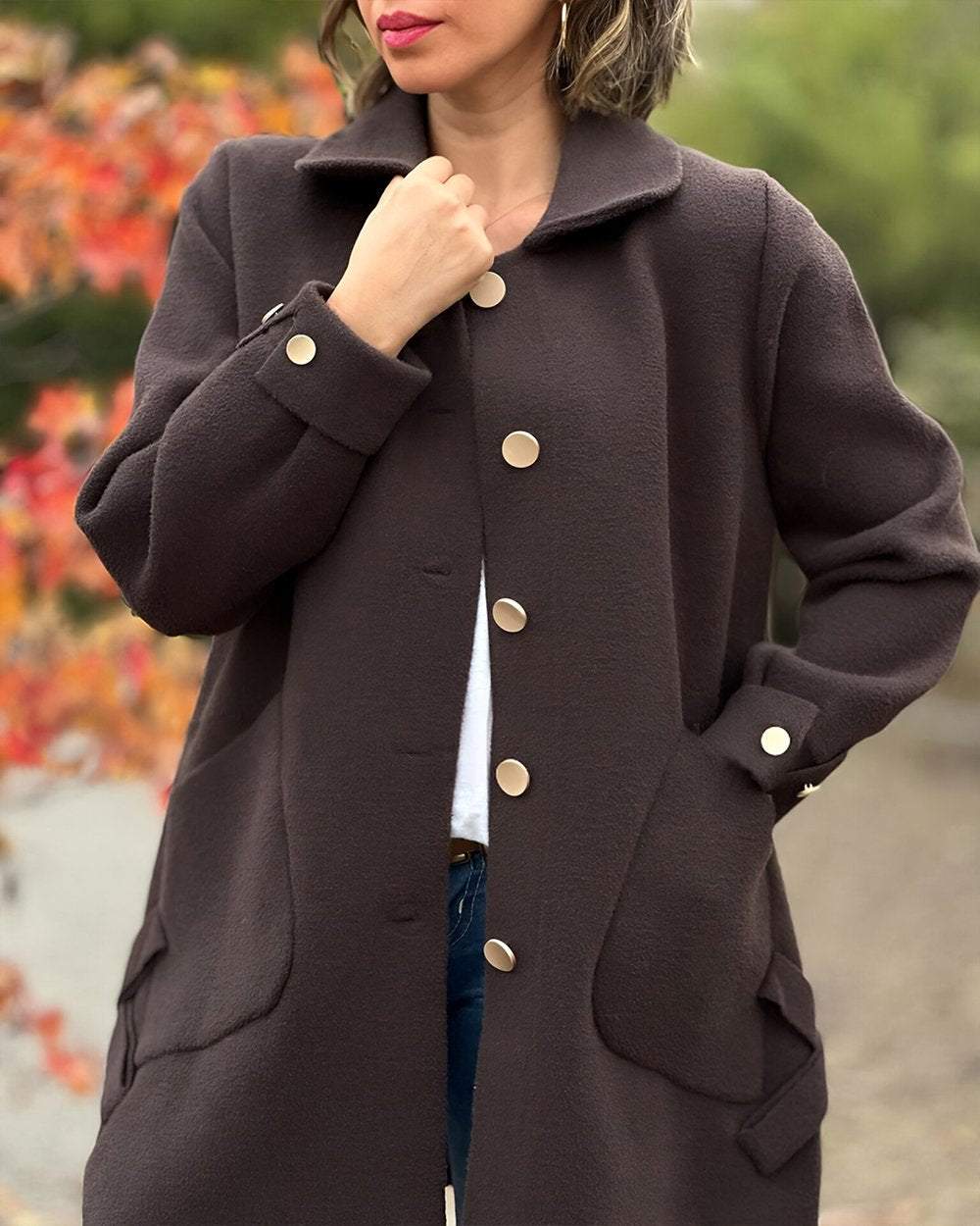 WW | Chic, elegant jacket with a stylish side knot detail.