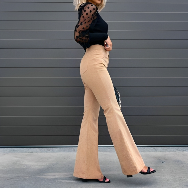 Leanne - Wide flared trousers for curves