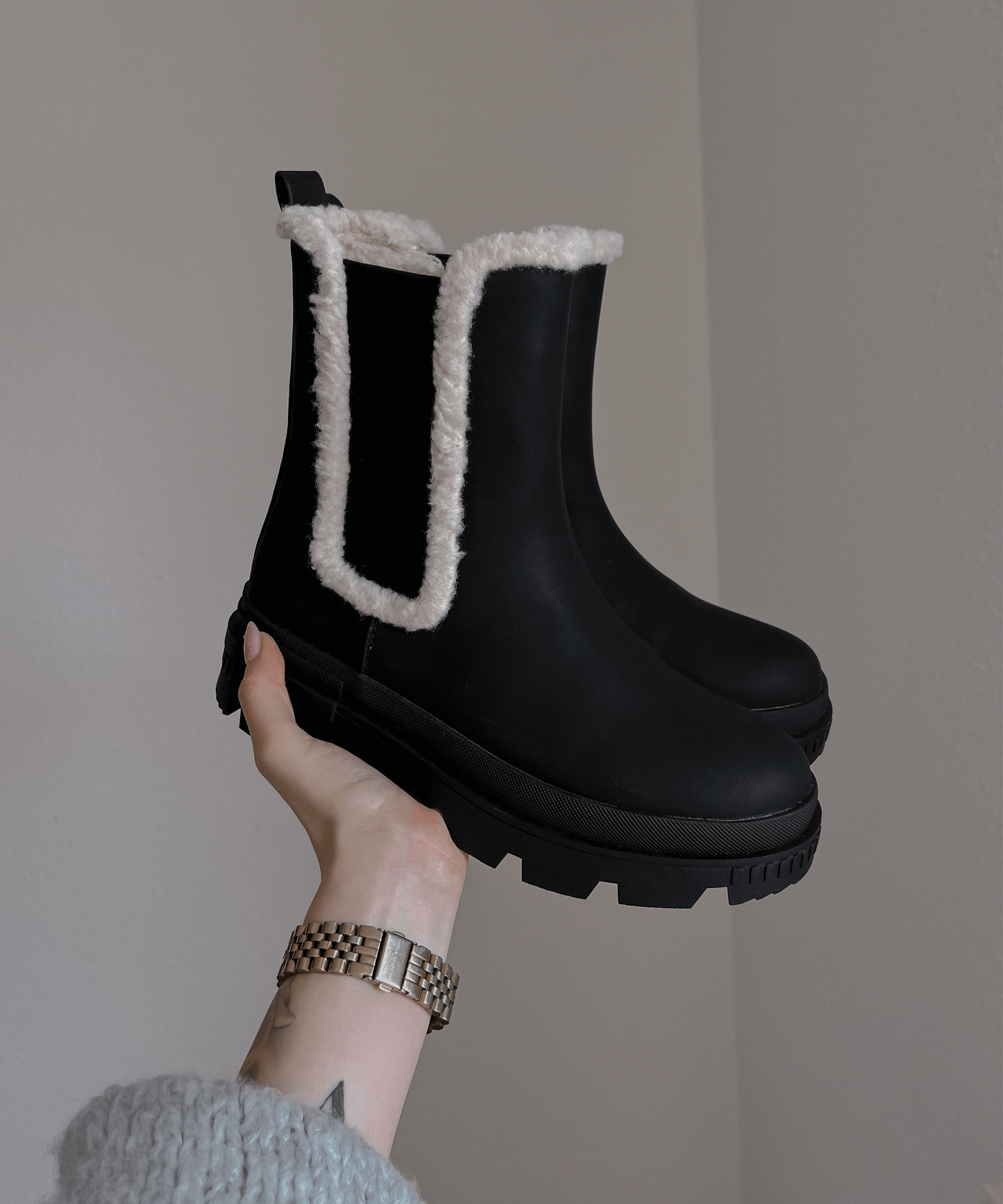 WW | Schicke schwarze Leder-Stiefeletten