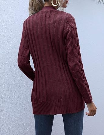 WW | Warme Wollstrickjacke