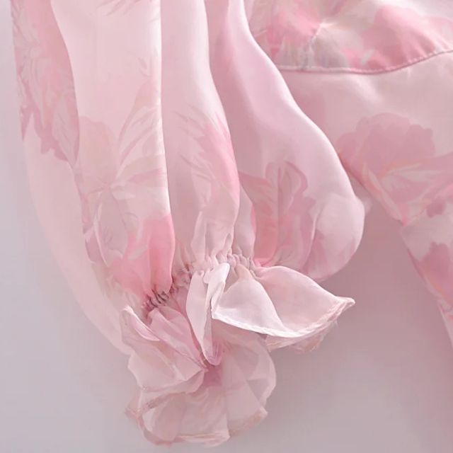 WW | Organza-Kleid mit Blumenmuster und Puffärmeln sowie Herzausschnitt