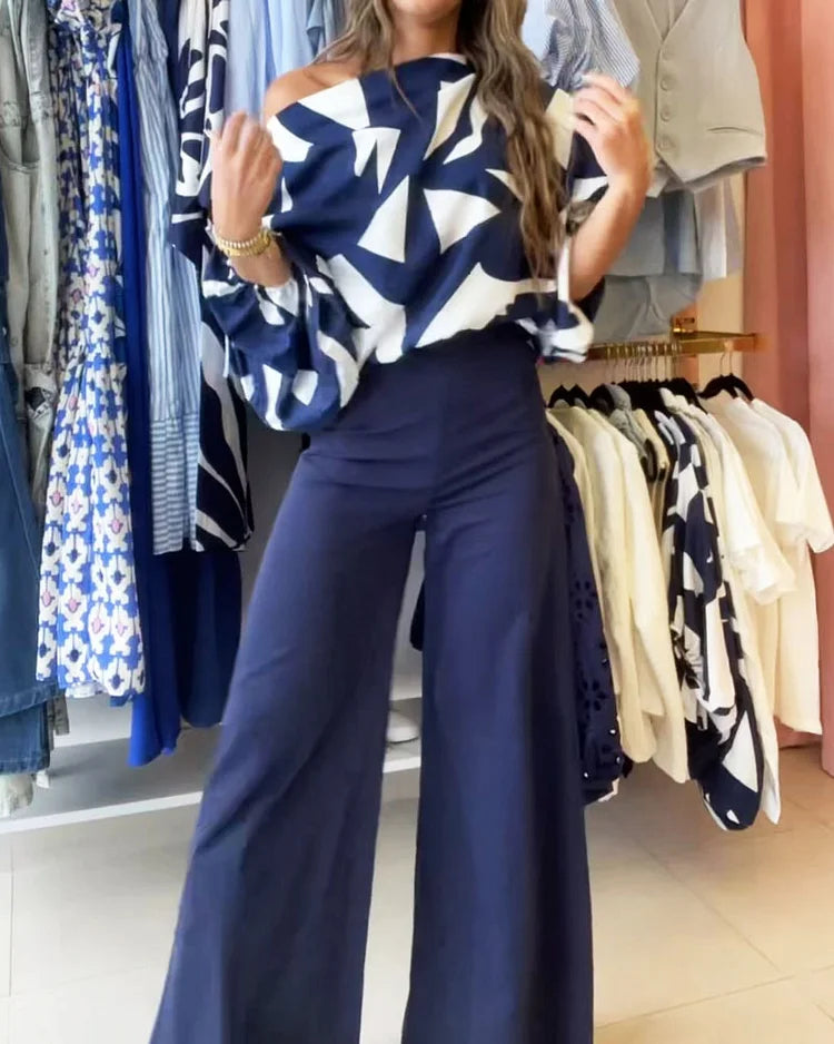 Joanna - Two-Piece Leisure Set with Printed Top and Trousers