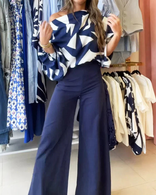 Joanna - Two-Piece Leisure Set with Printed Top and Trousers