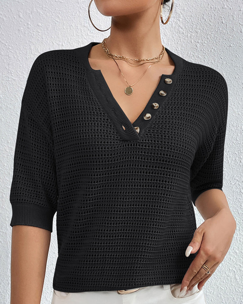 WW | Fashionable Top With Deep V-Neck