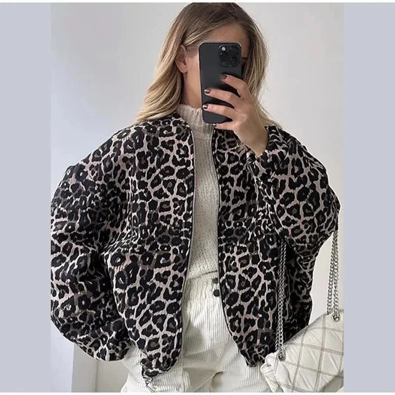WW | Modern elegant lightweight women's jacket