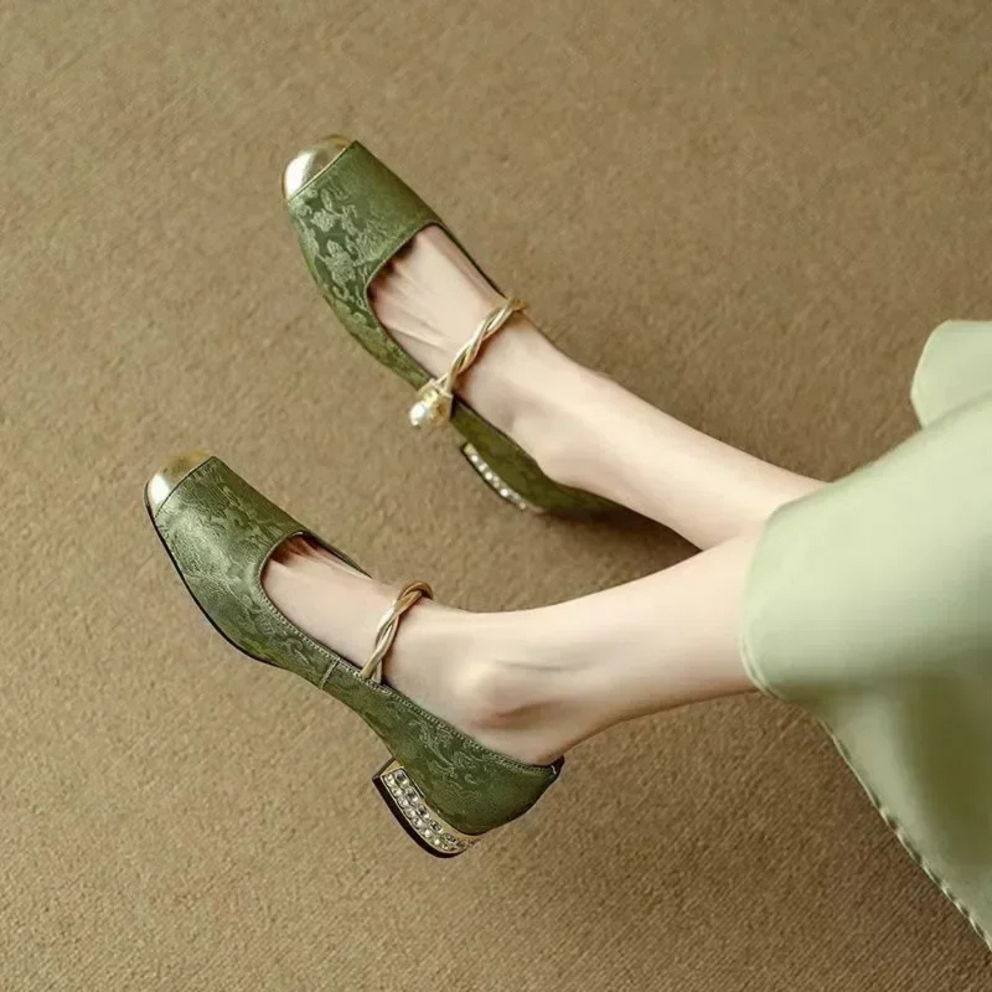 Elva Pumps with Pearl Detail - Green