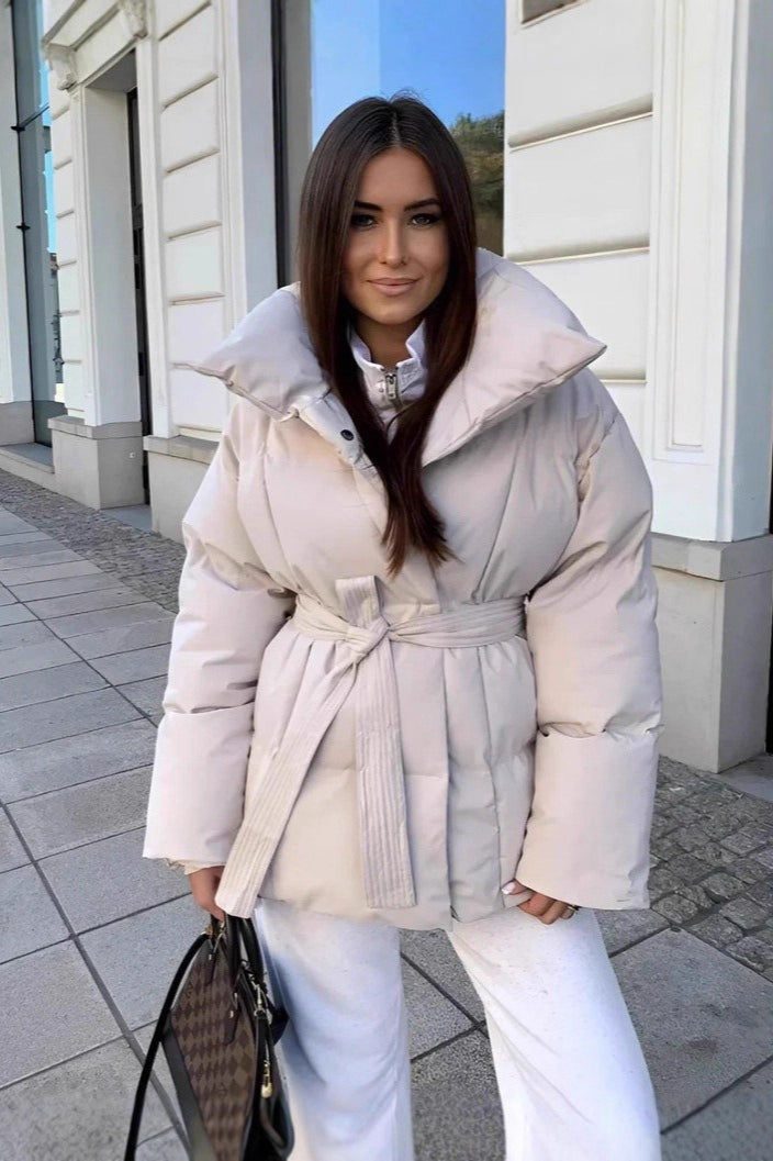 WW | Einfarbige Gürteldetail-Puffjacke