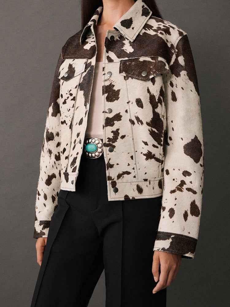 WW | Jacket with cow print, lapel collar and stylish snap fasteners