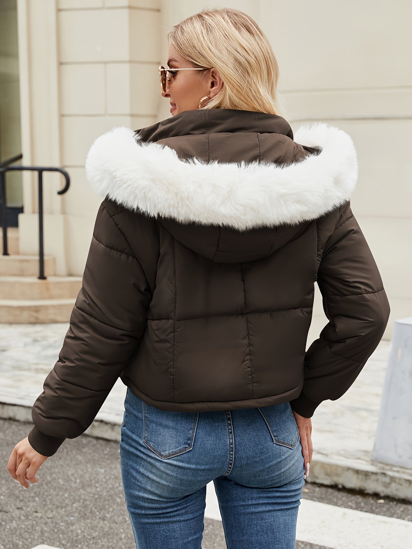 WW | Elegant and Warm Black Puffer Jacket for Winter