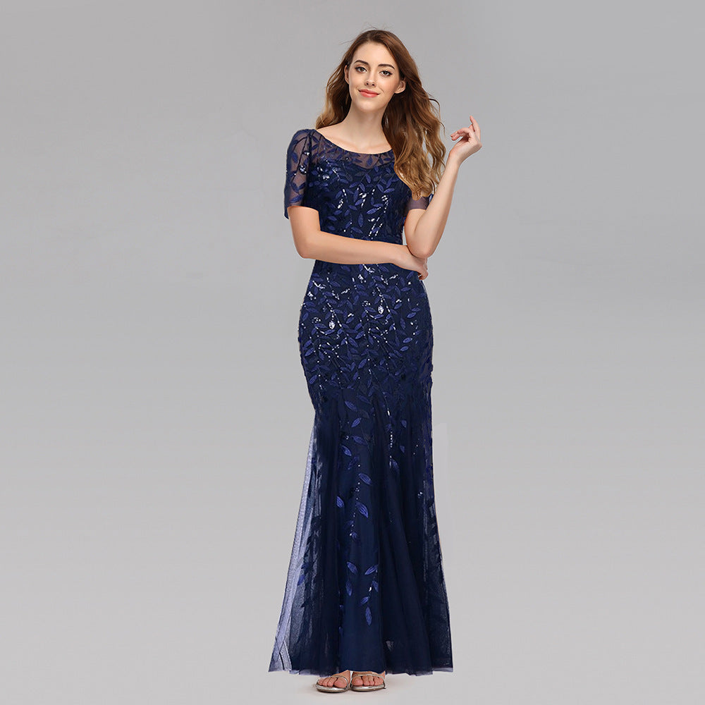 WW | Elegantes Abendkleid in Gold