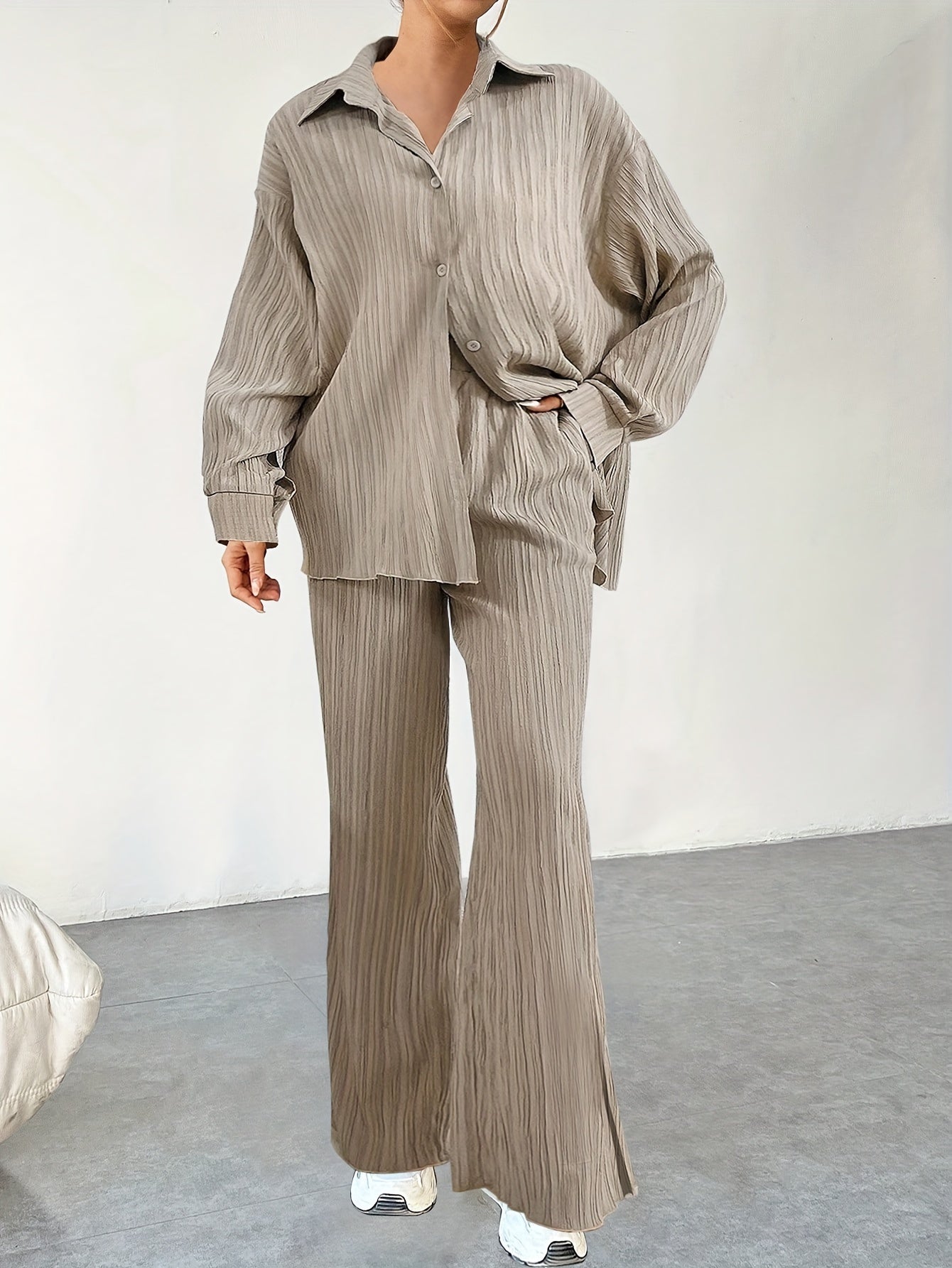 WW | Button-Down & Elastic Waistband Pants Outfit Set for Women - Ideal for Fall/Winter