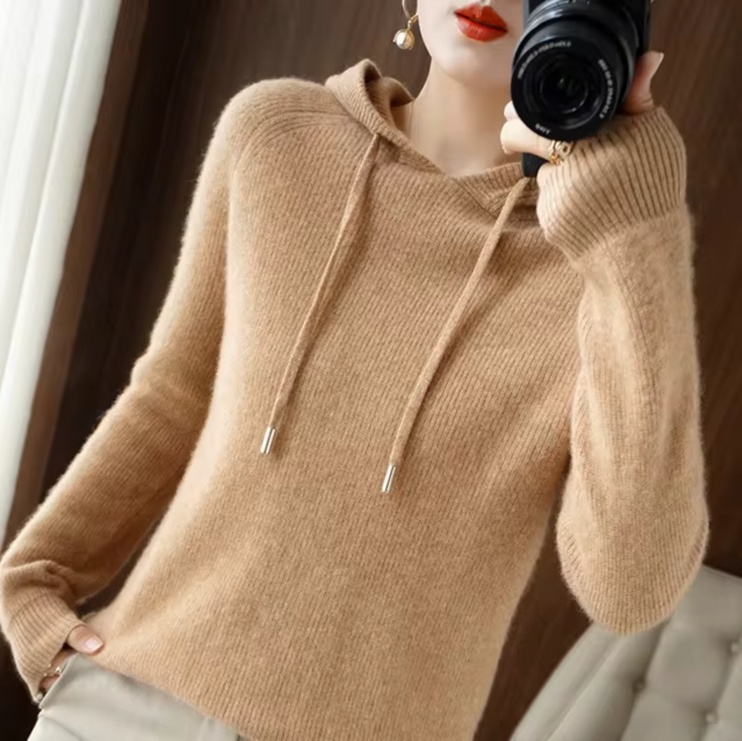 WW | Gestrickter Kapuzenpullover aus Kaschmirwolle
