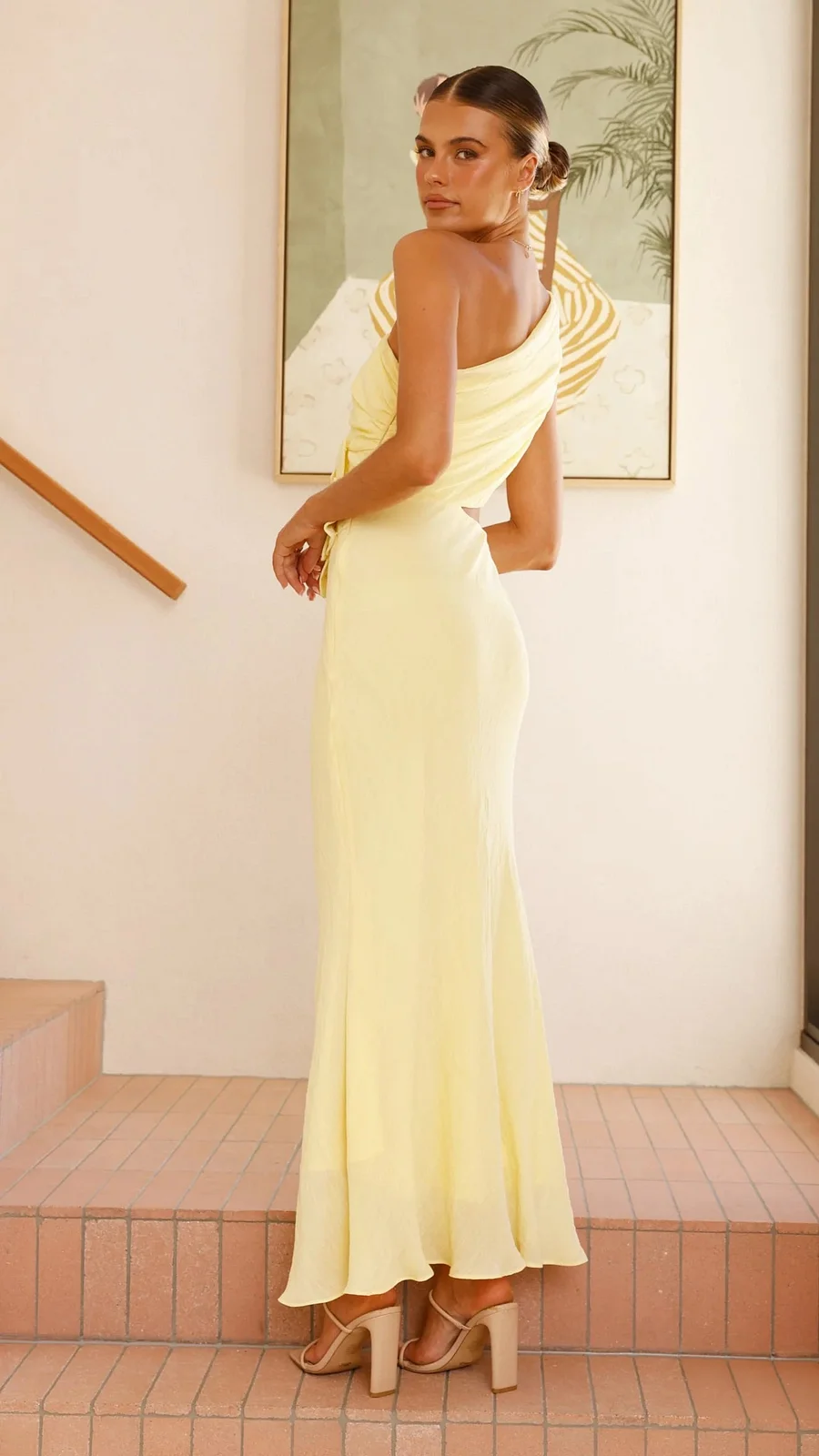 Figure-hugging one-shoulder maxi dress