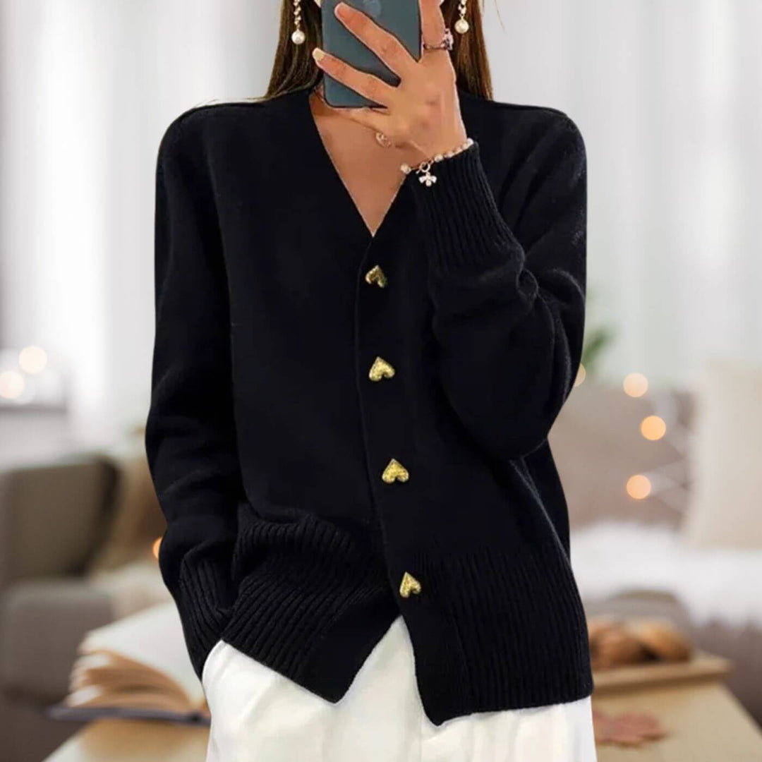 WW | Stylische Strickjacke mit Herzknöpfen