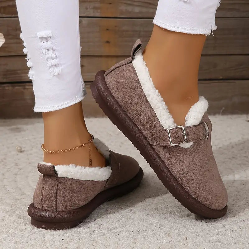 WW | Women's Plush Round-Toe Slippers