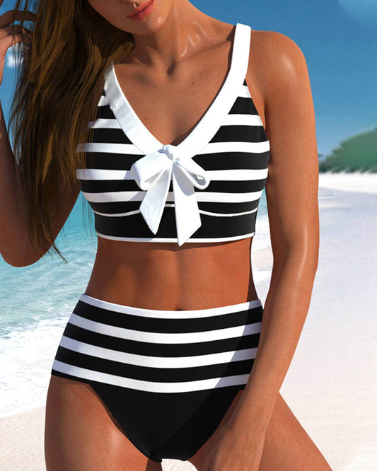 WW | Elegant, Colorful Summer Bikini