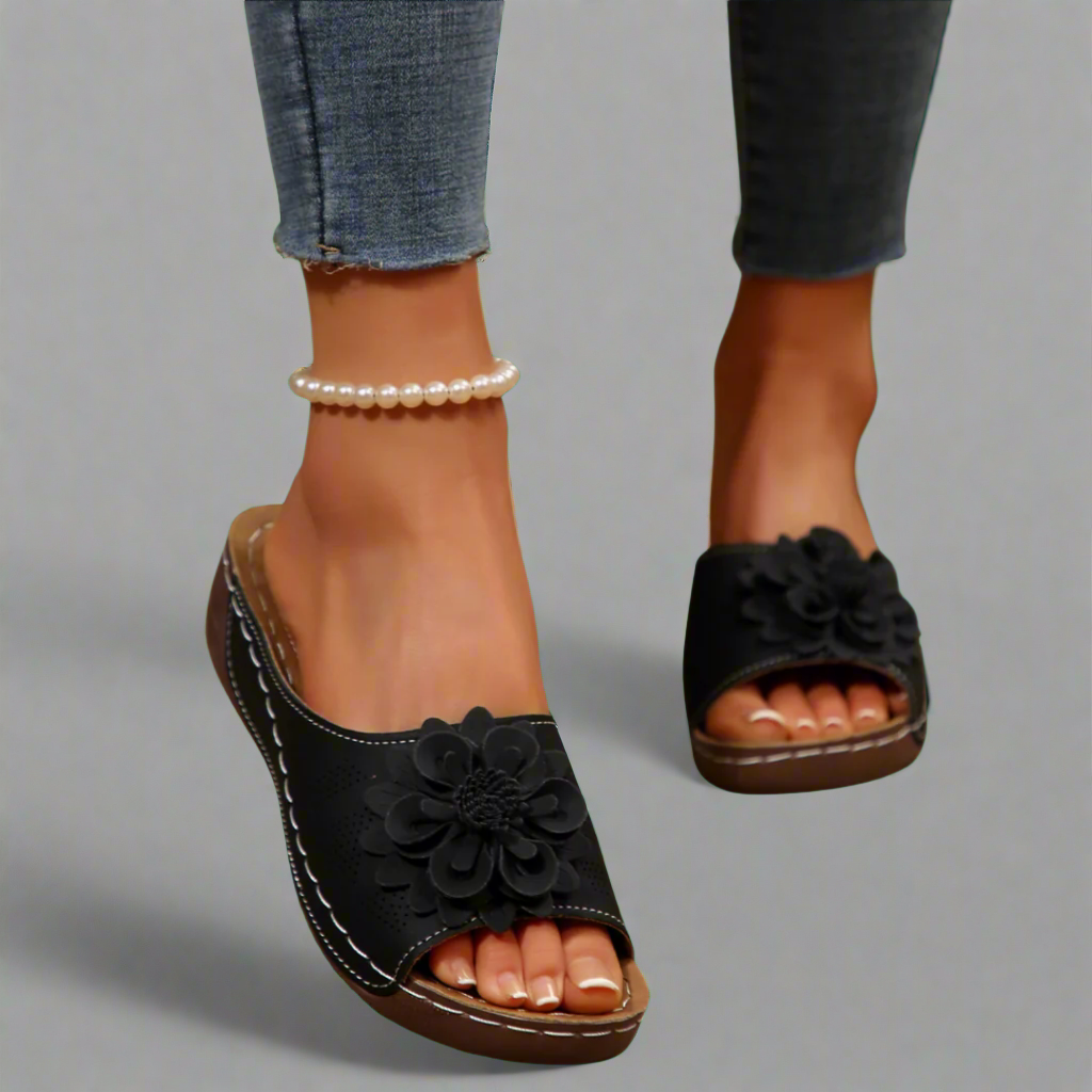 Kira™ | Elegant Wedge Sandals for Summer