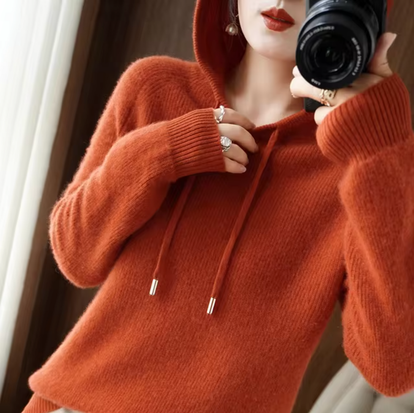 WW | Gestrickter Kapuzenpullover aus Kaschmirwolle