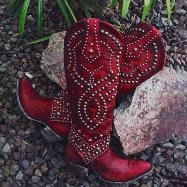 WW | High Boots With Metal Studs And Chunky Heel