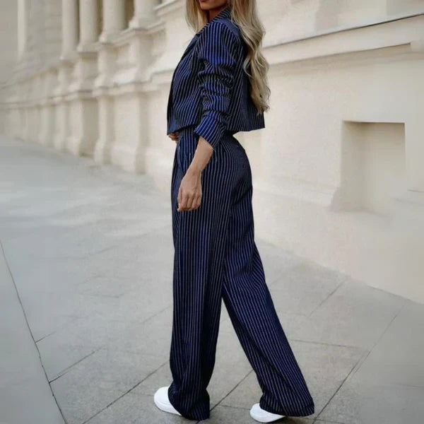 W&W - Two-piece elegant set